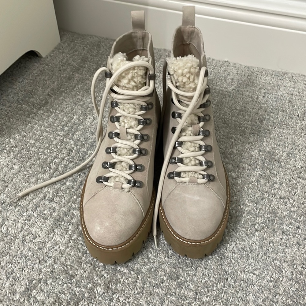 Never worn Splendid boots
